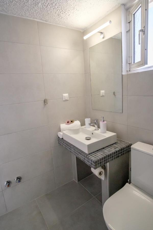 Blue Senses Apartments Сарти Экстерьер фото